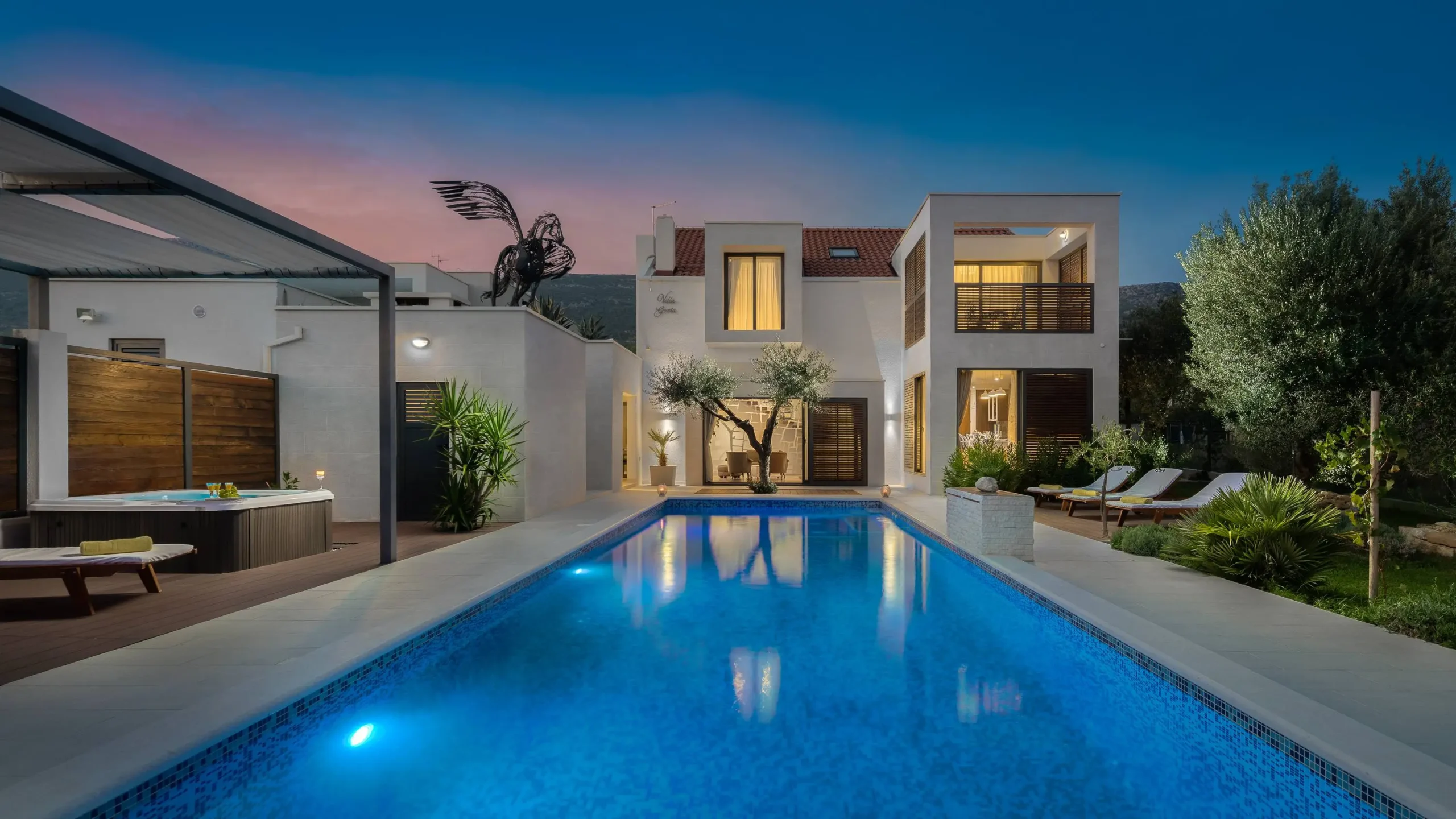 تصميم مسابح فلل